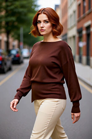 Kadın Modern Şık Kayık Yaka Uzun Kol Düz Desen Triko Kazak Regular Kalıp Günlük Kullanım İçin İdeal