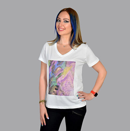 Kadın Ekru On The Rocks Baskılı Özel Tasarım Limited Edition V Yaka Modal Pamuk T-shirt