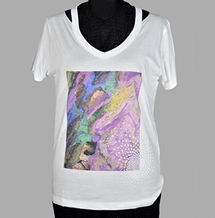 Kadın Ekru On The Rocks Baskılı Özel Tasarım Limited Edition V Yaka Modal Pamuk T-shirt