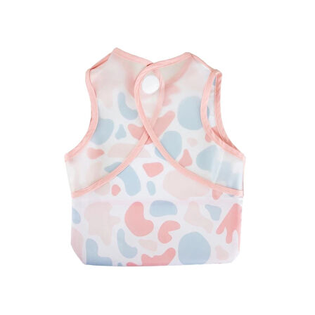 Pembe Giymeli Önlük ile Konforlu, Leke Tutmaz ve Eğitici Beslenme Zamanı