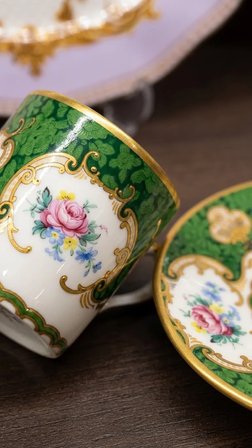 Yeşil Çiçek Desenli Türk Kahvesi Fincan Takımı 2 Kişilik, Altın Detaylı Porselen Kahve Fincanı Seti
