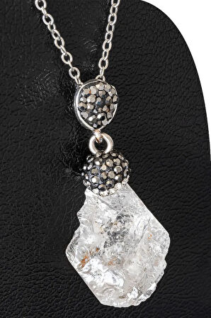 Sertifikalı Zirkon Taşlı Model Kristal Kuvars Taşı Kolye (Ham İşlenmemiş)