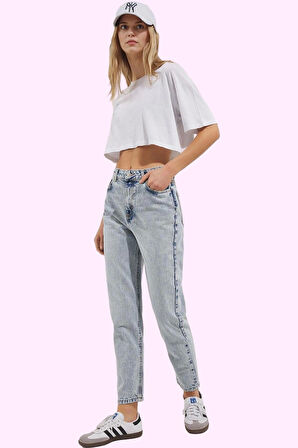 Kadın Denim Mom Jean Pantolon Yüksek Bel Dar Paça Günlük Kullanım Yaz Aylarının Vazgeçilmezi