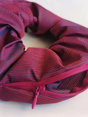 FERMUARLI LASTİKLİ KUMAŞ TOKA MÜRDÜM