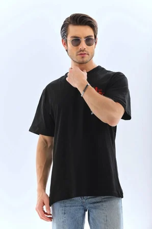 Erkek Baskılı T-Shirt Kısa Kol Bisiklet Yaka Rahat Kalıp Tişört  - Siyah