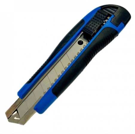 Leo SX-82 Plastik Maket Bıçağı Yedek Uç Hazneli 18 mm (2 Yedekli)