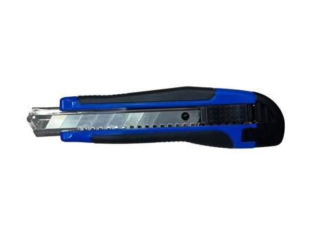 Leo SX-82 Plastik Maket Bıçağı Yedek Uç Hazneli 18 mm (2 Yedekli)