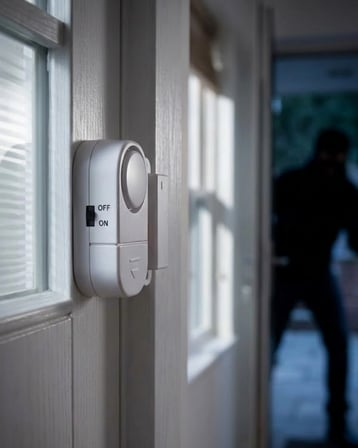 Kapı Ve Pencere Güvenlik Alarmı 90 Db Sesli Manyetik Sensörlü Taşınabilir
