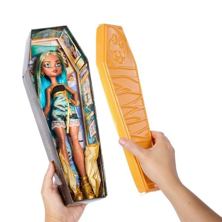 NW NessiWorld Monster High Gizemli Sırlar Model Bebek Karışık Renkler