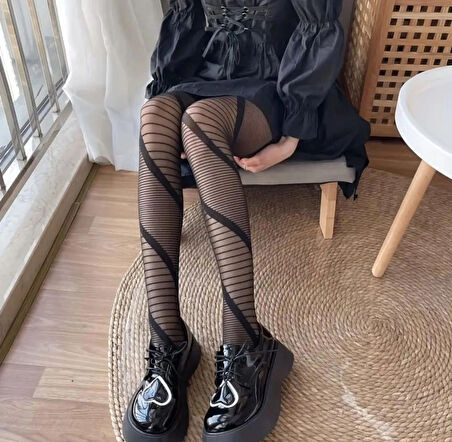 FREYA ÇİZGİLİ TREND KÜLOTLU ÇORAP 