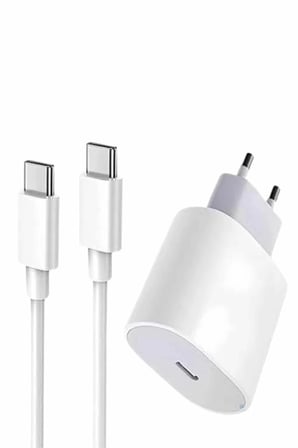Type-C Hızlı Şarj Özellikli Cihazı USB-C Kablo Dahil