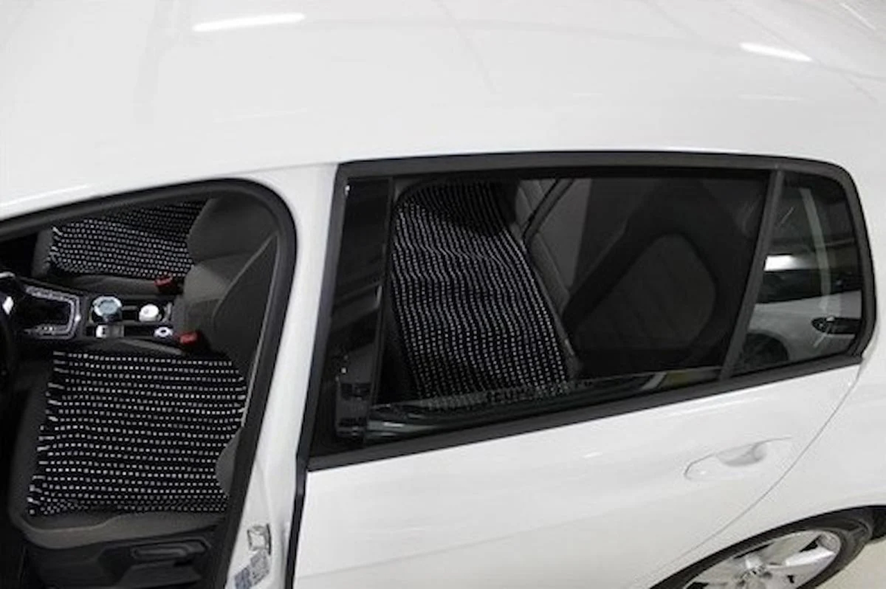 Skoda Scala Serme Kilim Minder 3lü Siyah Beyaz