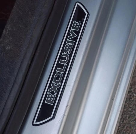 BMW 4 Serisi 440i xDrive Pleksi Kapı Eşiği 4'lü Set Ön Arka Pianoblack Exclusıve Yazılı