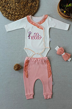 3-6 6-9 9-12 Ay Hello Nakışlı Kruvaze Bandanalı Uzun Kollu Zıbınlı 3lü Kız Bebek Takımı Somon