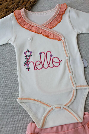 3-6 6-9 9-12 Ay Hello Nakışlı Kruvaze Bandanalı Uzun Kollu Zıbınlı 3lü Kız Bebek Takımı Somon