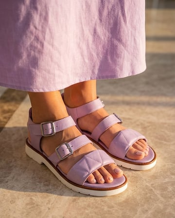 GARNET Lila Hakiki Deri Çift Toka Detaylı Kadın Sandalet Ayakkabı