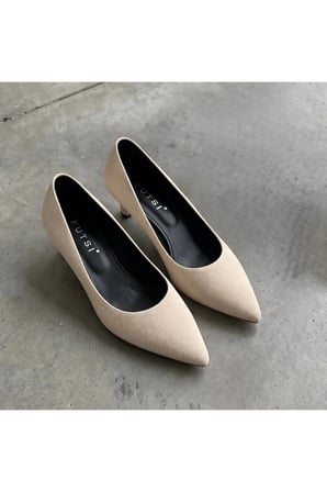 ROWAN Bej Hakiki Süet Deri Stiletto Kısa Topuklu Ayakkabı