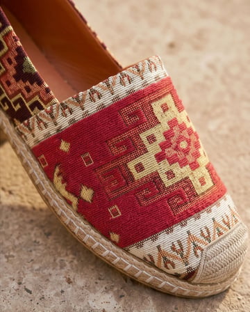 VIOLA Kırmızı Hakiki Deri Kilim Desenli Kadın Etnik Desen Espadril Ayakkabı