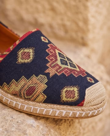 VIOLA Lacivert Hakiki Deri Kilim Desenli Kadın Etnik Desen Espadril Ayakkabı