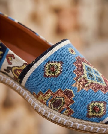 VIOLA Mavi Hakiki Deri Kilim Desenli Kadın Etnik Desen Espadril Ayakkabı