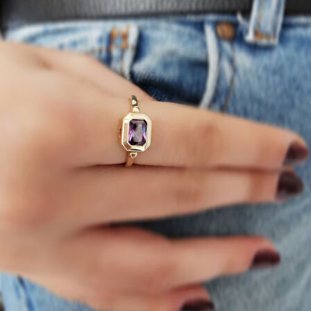 Lila Baget Taşlı Altın Yüzük (FTY0129)