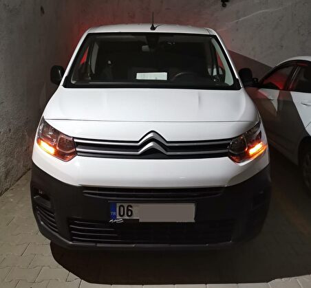 Citröen Berlingo Turuncu Led Gündüz Farı Aydınlatma Ampulu FEMEX W21W