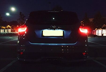 Ford Focus Hatchback Arka Sis Led Aydınlatma Ampul Femex P21W Kırmızı