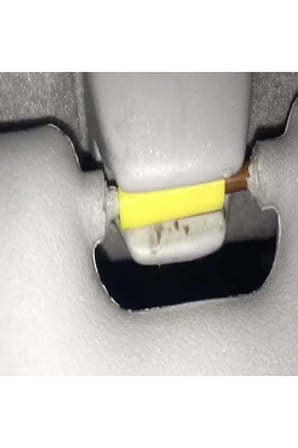 Ford Focus MK1 güneşlik tutucu desteği