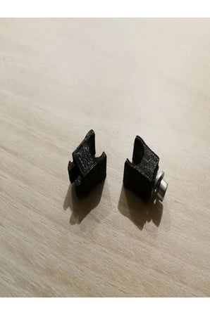 Ford Fiesta MK5 Facelift Kaput tutucu klipsleri (2li set)