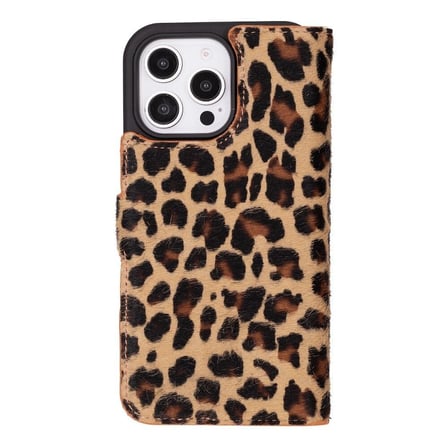 Cüzdan Taşıma Derdi Olmadan – iPhone 16 Pro Max Uyumlu Hakiki Deri El Yapımı Kart Yuvalı Kılıf (Leopar Desenli)