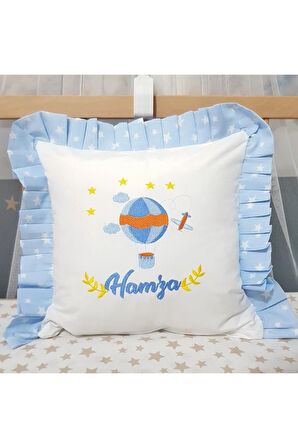 Nakışlı Kırlent Bebek İsimli 40x40 Cm İçi Dolgulu Fırfırlı Kırlent