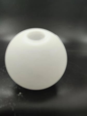 (G.9) AMPULE GÖRE,GLOB AVİZE CAMI.BEYAZ RENKTE (Çapı:10.00 cm) KÜRE.Kendinden dişli.