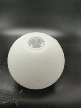 (G.9) AMPULE GÖRE,GLOB AVİZE CAMI.BEYAZ RENKTE (Çapı:10.00 cm) KÜRE.Kendinden dişli.
