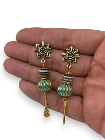 El Yapımı Tasarım Boncuk Küpe Şık Hediyelik