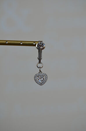 Delik Gerektirmeyen Prenses Kalp Figürlü Sıkıştırmalı Göbek Piercingi Mıknatıslı
