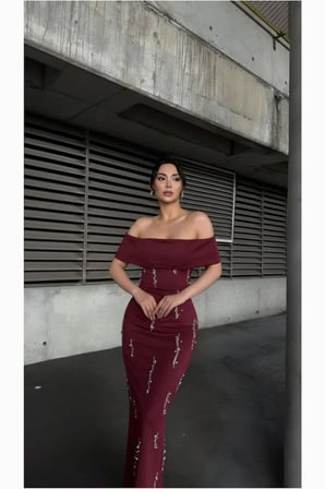 STR STORE Scuba Kumaş Taş Abiye Straplez Esnek Elbise Detaylı · Renk: Siyah · Beden: M GBZS