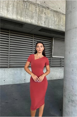 STR STORE Sandy Kumaş Kesim Abiye Balık Elbise Midi · Renk: Kiremit · Beden: M GBZS