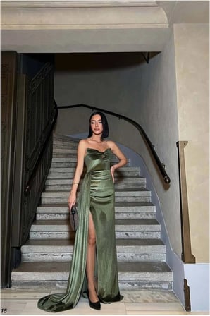 STR STORE Kadife Kumaş Abiye Straplez Elbise Yırtmaçlı Maxi · Renk: Saks · Beden: M GBZS