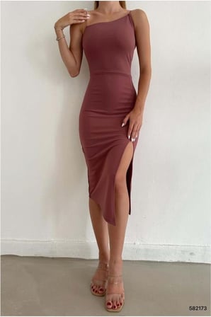 STR STORE Tek Yırtmaçlı Elbise Omuz Midi · Renk: Gülkurusu · Beden: L GBZS