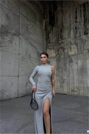 STR STORE Dik Uzun Taş Abiye Yaka Elbise Kollu Detaylı · Renk: Gri · Beden: M GBZS