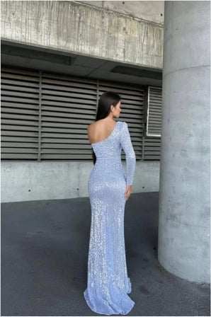 STR STORE Kadife Elbise Payetli Kollu Yaka Uzun Kumaş Asimetrik · Renk: Kırmızı · Beden: 3XL GBZS