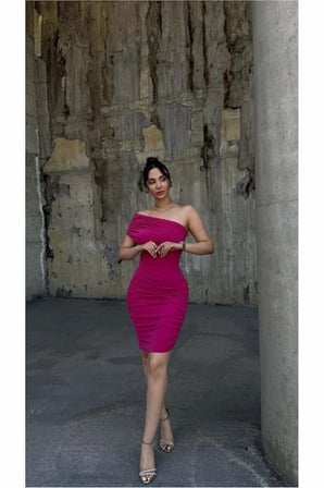 STR STORE Tek Elbise Omuz Drapeli Büzgülü · Renk: Mor · Beden: L GBZS
