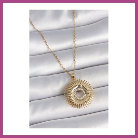 STR STORE 316L Çelik Gold Renk Zincir Zirkon Taşlı Nova Yıldız Model Kadın Kolye GBZS