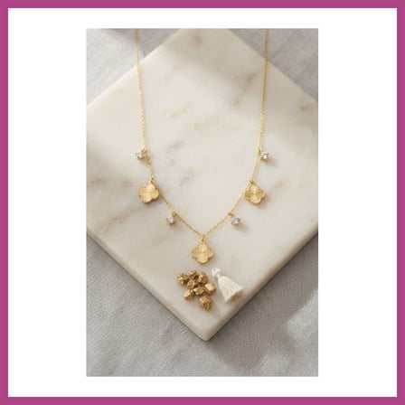 STR STORE Pirinç Gold Renk Zirkon Taşlı Yonca Model Kadın Kolye GBZS