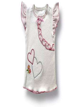 3-6 6-9 9-12 12-18 Ay Çift Kalp Nakışlı Şort Tişört 3lü Kız Bebek Takımı Ekru