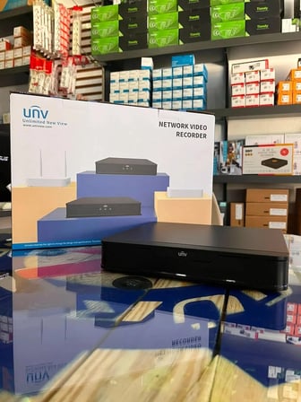 Unv NVR302-32B-IQ 4K 32 Kanal Nvr Kayıt Cihazı