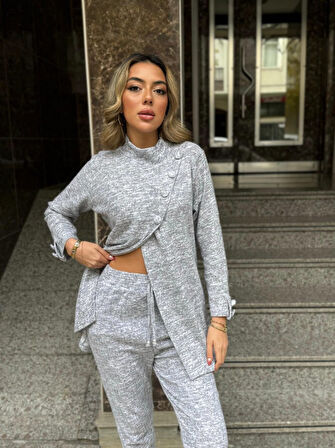 GETİCARET Kadın Uzun Kollu Balıkçı Yaka önden Düğmeli Bluz Ve Pantolon Yumoş Ikili Takım