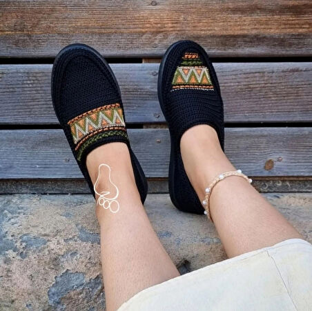 El Örgüsü Nakışlı Siyah Kadın Espadril