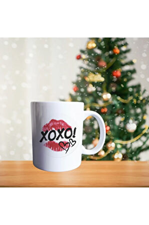 Öpücük Ve Love Porselen Kupa