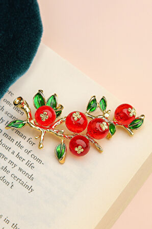 Altın Kaplama Kırmızı Taşlı Dallı Çiçek Motifli Çelik Kadın Broş Aksesuar